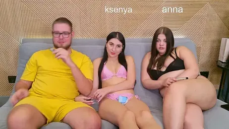 Ksenny webcam model stream image