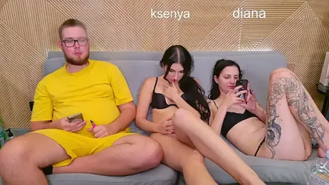 Ksenny webcam model stream image