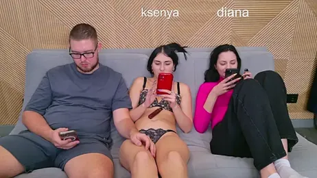 Ksenny webcam stripchat model stream image