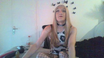 Kessia35 webcam model stream image