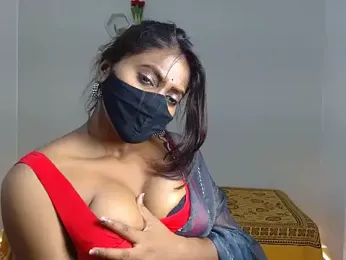 Hotginni4 webcam model stream image