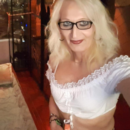 LolaRent66 webcam model stream image