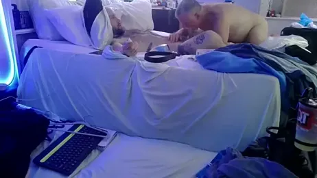 Luv2SuckBWC92 webcam model stream image