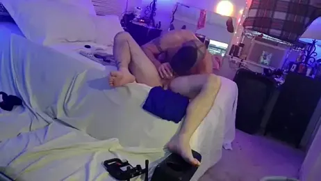 Luv2SuckBWC92 webcam stripchat model stream image