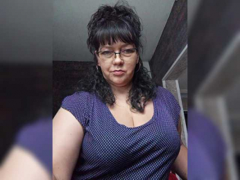 Ilona-Kristie webcam model stream image