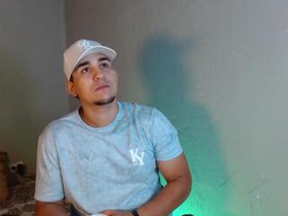 Massimo Vidal webcam model stream image