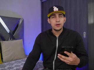 Massimo Vidal webcam model stream image