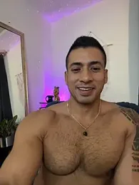 aaroncolombia webcam model stream image