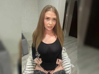 MILEDIUM webcam model stream image