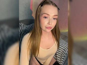 MILEDIUM webcam bongacams model stream image