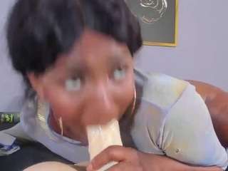naomy-cooper webcam model stream image