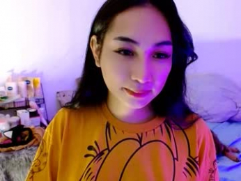 sweetlilly_18 webcam model stream image