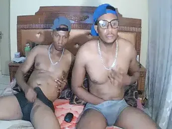 quincyray webcam stripchat model stream image