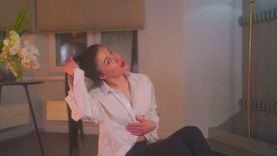 AdrianeCrossmon webcam model stream image