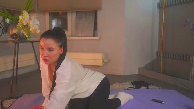 AdrianeCrossmon webcam model stream image