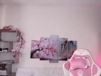 poompoompeach_ webcam model stream image