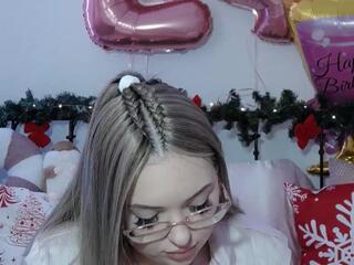 Lindsey Lu webcam model stream image