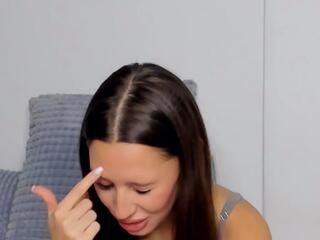 Selena Sone webcam model stream image