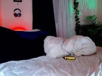 monnojones webcam model stream image