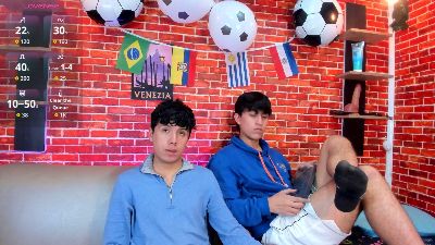 Hoot_boyss_ webcam model stream image
