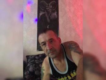 LiveTokVladSana webcam model stream image