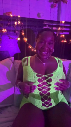 KokoCherry webcam model stream image