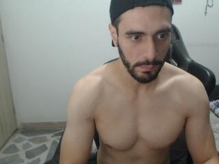 Jusstin I webcam model stream image