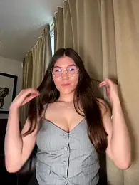 AmelieLaurent_ webcam model stream image