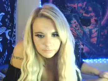 devyn_winter webcam model stream image