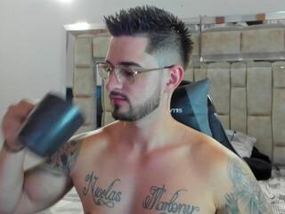 Ashton Muller webcam model stream image