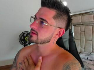 Ashton Muller webcam model stream image