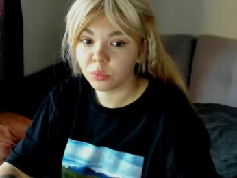 hot_babayaga webcam model stream image