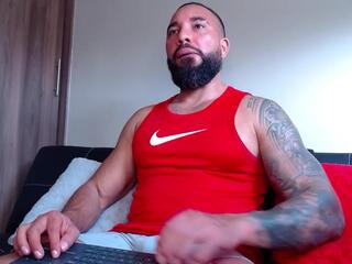 Romano Muscle webcam model stream image