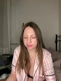 Sashabunny webcam model stream image