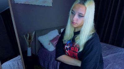 ChayaHaris webcam model stream image
