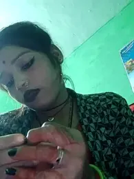 Mahek_love143 webcam stripchat model stream image