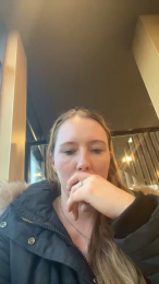 Plushpie webcam model stream image