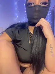 kamila_french webcam model stream image