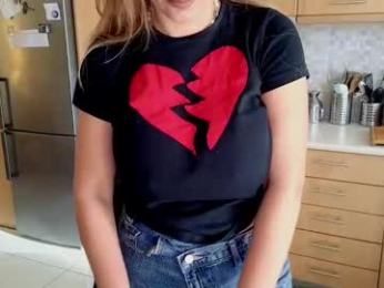 littlenicole webcam model stream image