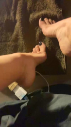 pissriot webcam model stream image