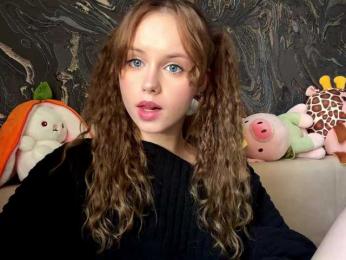 BundtAmely webcam model stream image