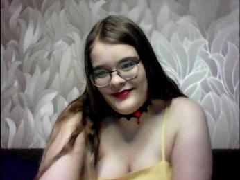 VikiMeow webcam model stream image