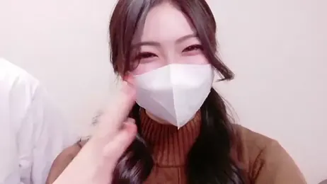 SUI-Strong webcam model stream image