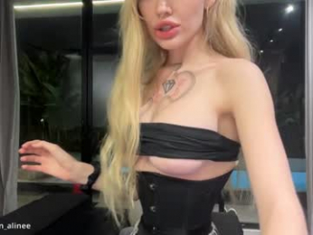 golden_alinee webcam model stream image