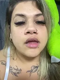 kahreal webcam model stream image
