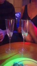 glam_our webcam model stream image