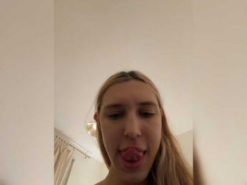 lina_wap webcam bongacams model stream image