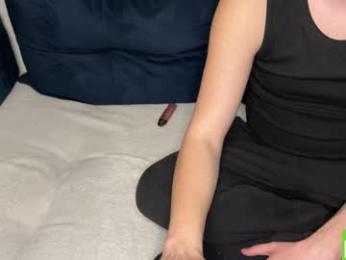 naughtysecretsde webcam model stream image