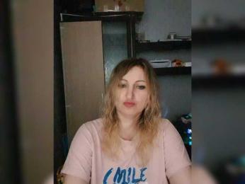 Nushka1984 webcam model stream image
