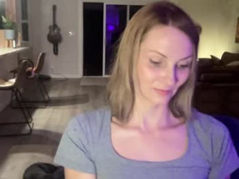 kaileeshy webcam model stream image